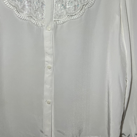 Elegant Women's Vintage Embroidered and Beaded Floral Silk Long Sleeve Blouse - Picture 5 of 8